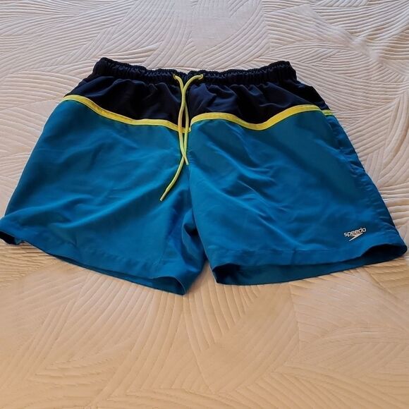 COPY - Speedo Men's Swim Trunks Size L - Picture 1 of 8